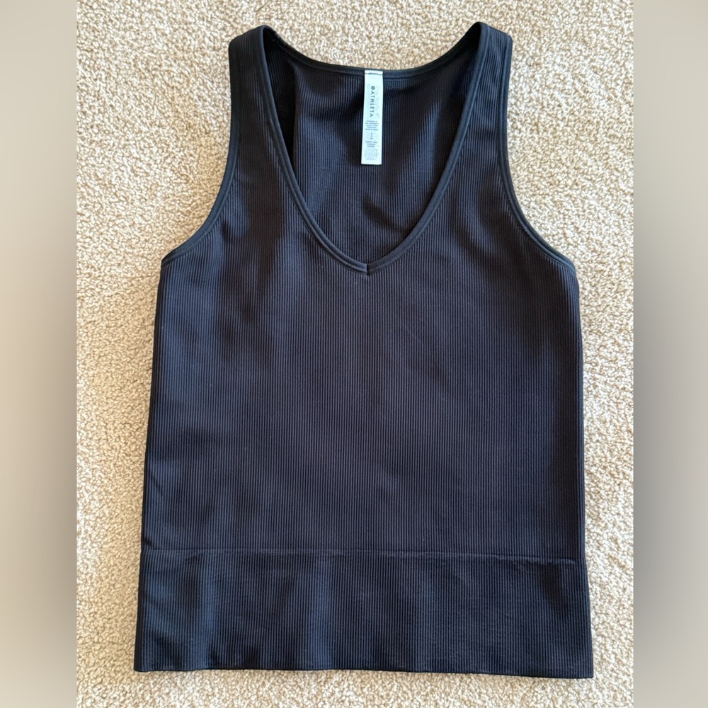 Athleta Black Ribbed V-Neck Tank Top Women’s Size Small